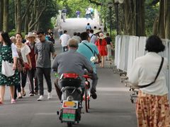 -苏堤停车场