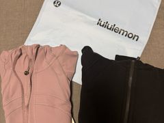 -lululemon(上海浦东IFC店)