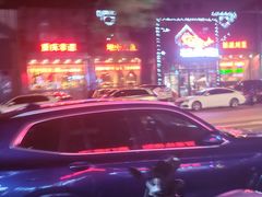 -辣尚瘾·烤鱼·新川菜(交大直营店)