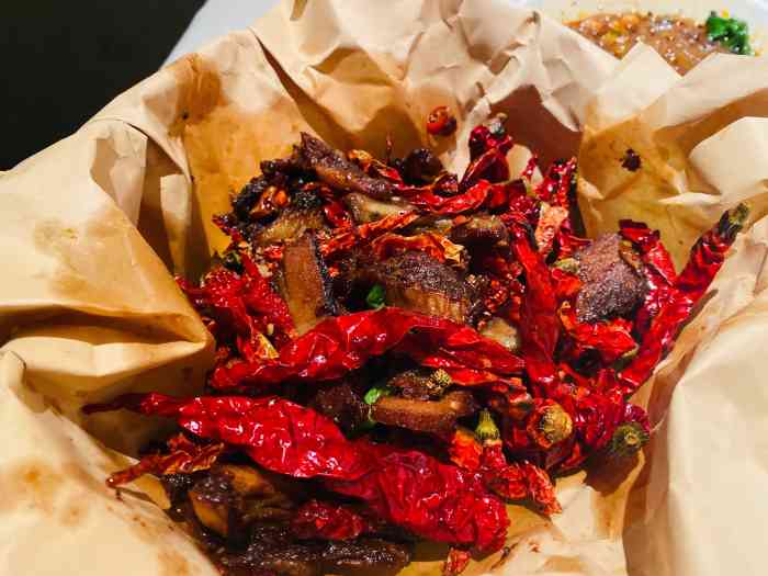 蓉悦·精品川菜(天汇igc店)-"【菜品】「纸包牛肉」肉质很嫩,包装也很