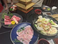 -山川小町·极番烧肉(新地假日广场店)