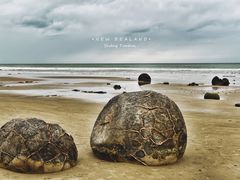 景点-摩拉基大圆石