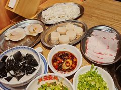 -邹开喜·炭炉鸡煲·海鲜火锅(虹口足球场店)