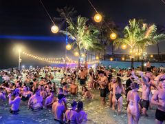 -FINNS Beach Club