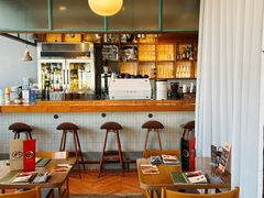 -ROAST coffee & eatery