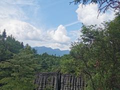 -梭布垭石林景区