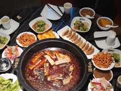 -老船舫·现做活鲜鱼馆(东郊记忆店)