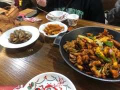 -靓蛙馆