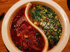 鸳鸯水煮牛肉-成都吃客(九眼桥店)