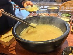 -银米·云南传统过桥米线(双廊黑金冠店)