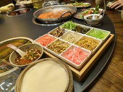 -野山舂·贵州现舂酸汤牛肉(东山店)