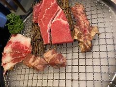 和牛拼盘-火炉火自助餐(喜隆多店)