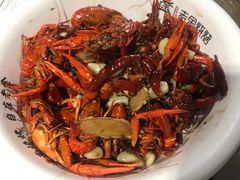 麻辣小龙虾-清真·老金烧烤·小龙虾(奥体中路店)