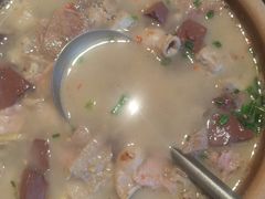 -客家大院·非遗赣南客家菜(郁孤台店)