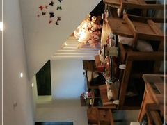 -毛辣果·贵州红酸汤牛肉火锅(西单店)