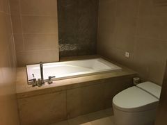 -扬州东关街文昌阁桔子水晶酒店