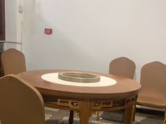 -抚仙湖石锅鱼菌园(明星鱼洞分店)