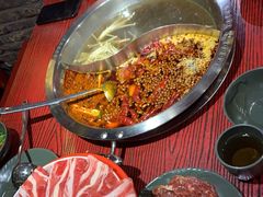 -谭鸭血老火锅(远大购物广场店)