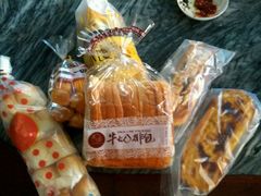-华荣西饼屋(金禧店)