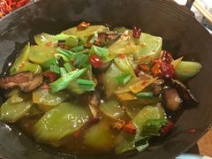 -琥珀老六龙虾(四里河店)