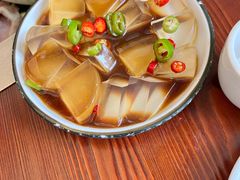 家常凉菜-小媳妇铁锅炖鱼(世博园店)