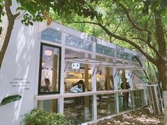 -UNI UNI(环亚凯瑟琳店)