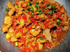 三年剁椒肉炒肉-味上湘菜馆(岳麓山店)