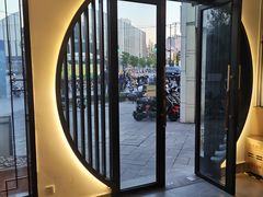 -荷塘秋月·本帮江浙菜(国权路店)