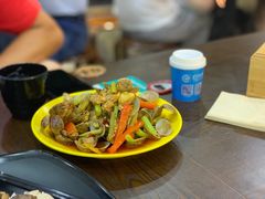 -陈老斯呼尔嗨吃烧烤(科巷店)