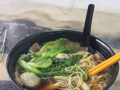 -颂记牛肉粉