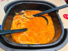-阿香米线(凯德广场.1818店)