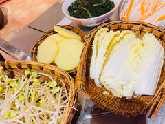 -朱光玉火锅馆(龙阳广场店)