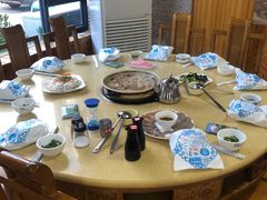-东巴谷野生菌火锅餐厅