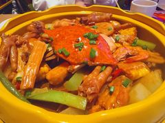 -多嘴肉蟹煲(万达店)