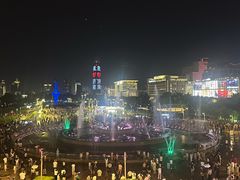 -泉城广场