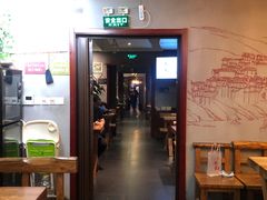 大堂-万记麻辣烫国展总店
