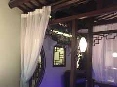 -韵秋荷(宝山龙湖天街店)