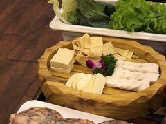 -滇釜火锅·能喝汤的火锅(车公庄店)