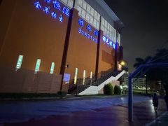 -极动室内恒温游泳馆