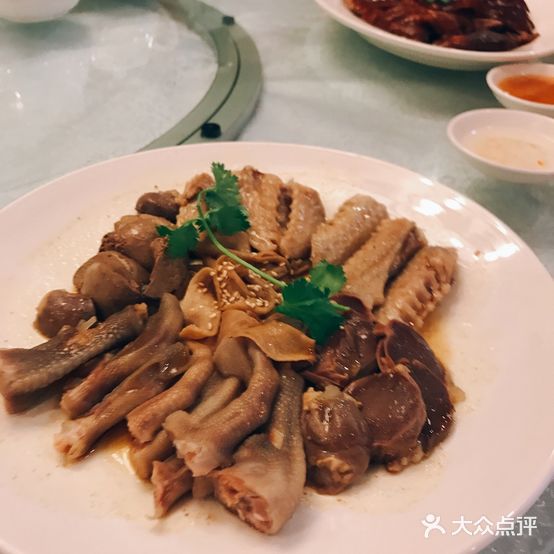 明计海鲜城(新港西店)