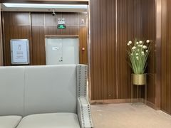 -美年大健康·体检中心(江岸分院)