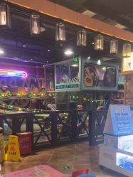 -卡通尼乐园(龙湖六合天街店)