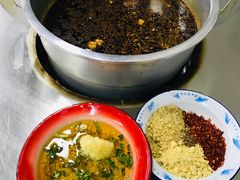 -咏勝锑锅麻辣烫(净居寺路总店)