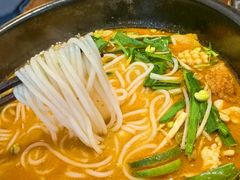 -银米·云南传统过桥米线(双廊黑金冠店)