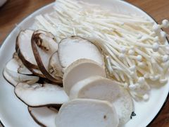 菌菇拼-小伙虎坊桥石锅烤肉(和义店)