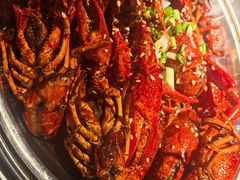 -巴厘龙虾·榜首油焖大虾(音乐学院·沿江酒馆店)