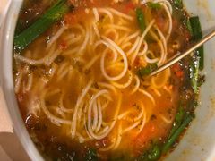 腾冲小锅米线-一坐一忘云南菜(卓悦中心)