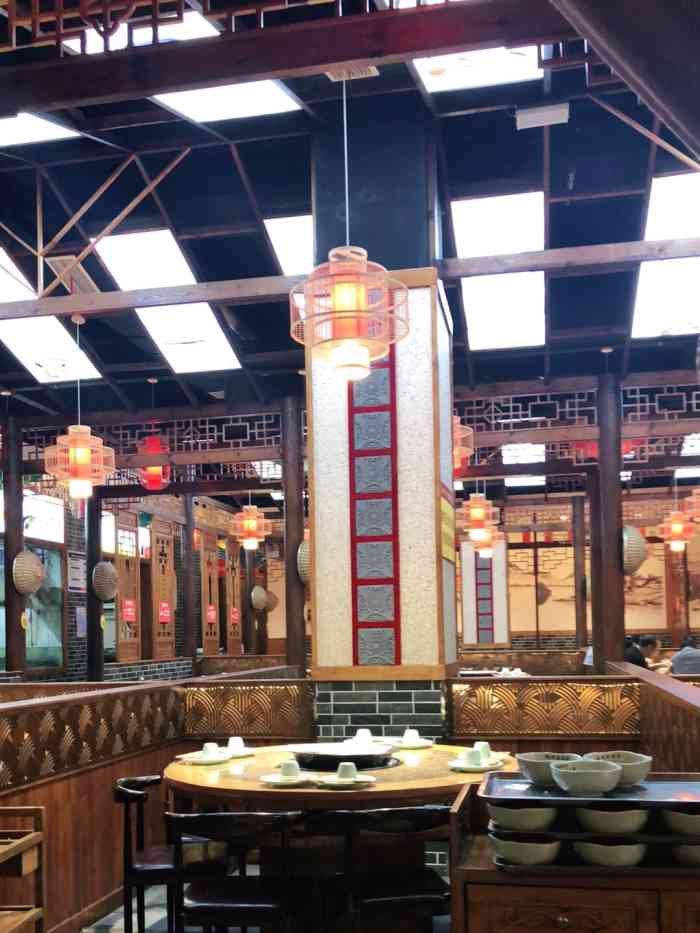 张麻子鱼府(南充总店)-"当地小伙伴专门带我们去吃的,介绍是当地一.