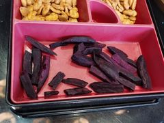-铜锣湾·有麝自然香(渝北财富中心店)