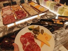-上海前滩香格里拉大酒店